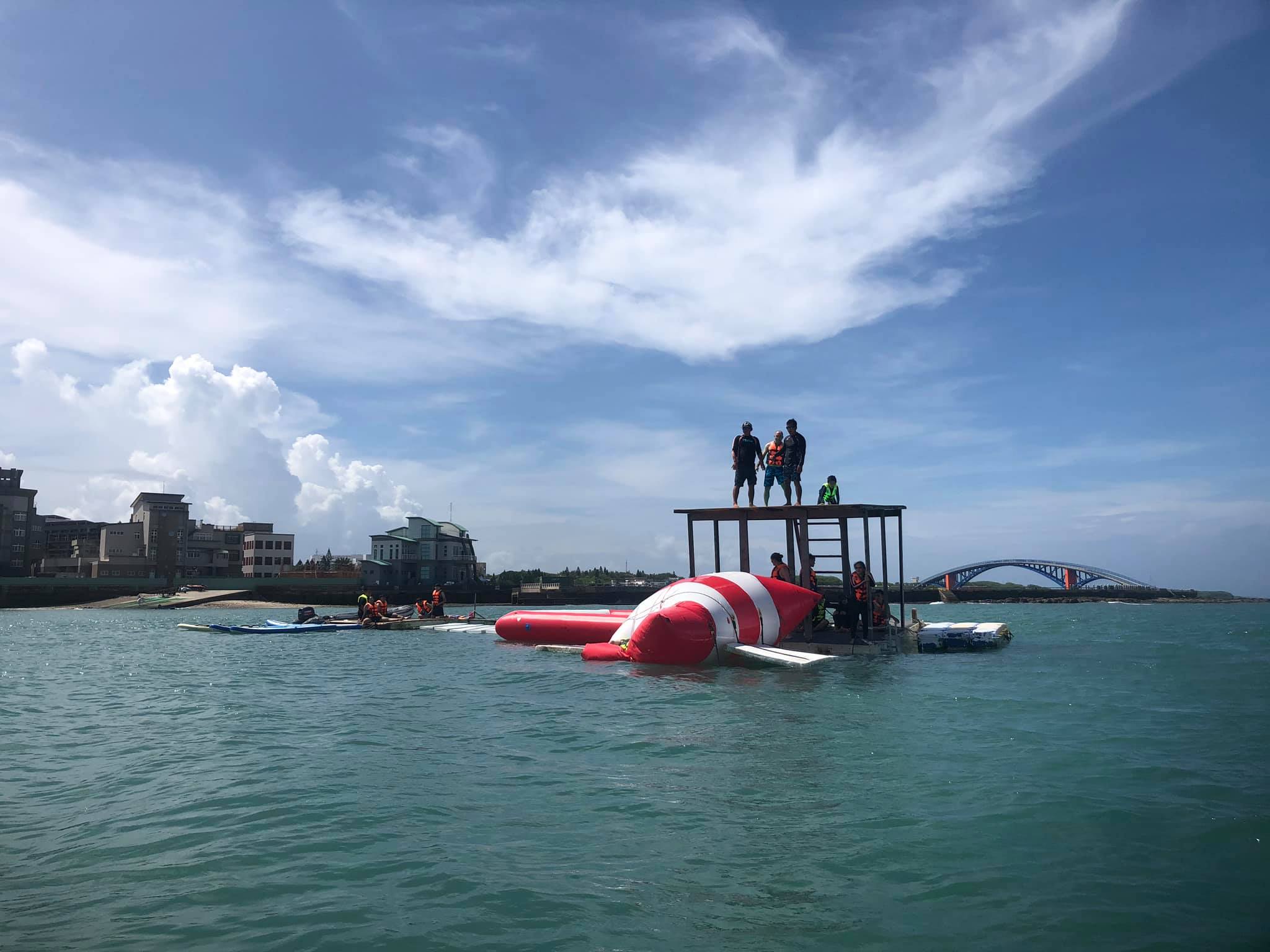 澎湖旅遊-彈跳包水上活動